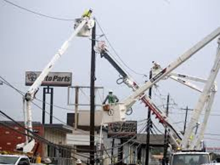 Over 250,000 Still Remain Without Power In Houston Area